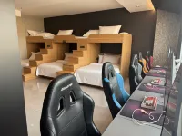 JULY E-SPORT HOTEL