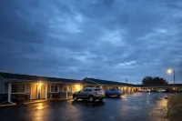 Budget Inn by Hotel O Greensville I 70 Các khách sạn ở 