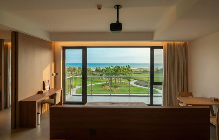 Fish Island · Seaside Pet Theme Hotel