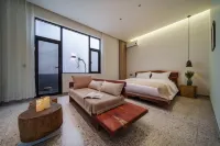 Jianshui Zuoyunju Homestay - Mountain view