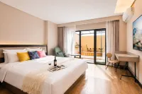 Chaxiang Ancient Village | Ezzy Urban CultureHub Hotel (Pu'er Simao District) - balcony