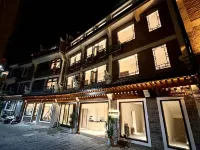 在野·輕奢VI LLA設計師美宿（鎮遠古城祝聖橋店） 住宿飯店