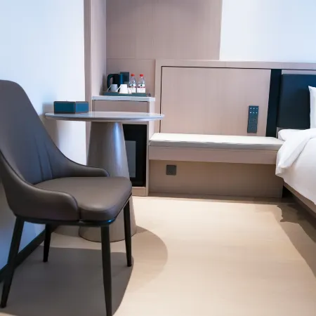 Yizhi Hotel (Bole Branch)
