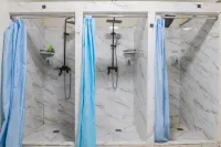 Arch Hostel