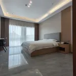Longshanju Hotel