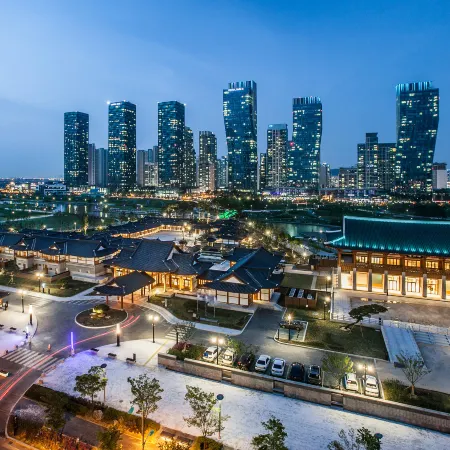 Gyeongwonjae By Walkerhill