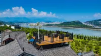 Shi Yunjian Homestay (Three Gorges Dam Tourist Area) - غرفة مطلة على الجبل