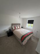 Beautiful New-Build Home in Grimsby With free parking