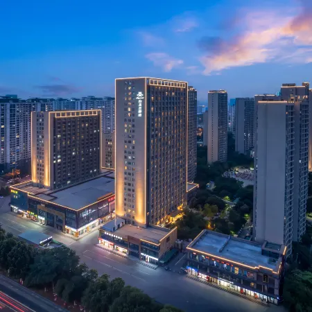 Magnotel Business Hotel (Linyi Municipal Government Wanda Plaza)