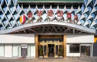 Jianguo Hotel - Mountain view