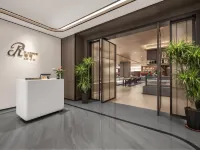 Crowne Plaza Dalian Kerren Hotels near Dalian Development Area