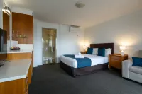 班揚海浪公寓（原Comfort Inn International） - 4 星級