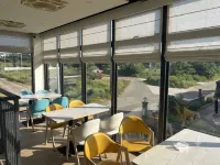 MaiMai Hotel - Mountain View