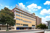 Sunny Bell Chain Hotel (Xichuan Fanli Park Bus Station) - parking