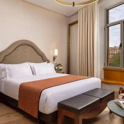 NH Collection Paseo del Prado Hotels near Neptuno Square