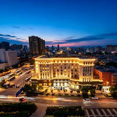 Heyi Hotel (Taiyuan Railway Station West Square Metro Station Branch) Hotels near Chongshan Monastery