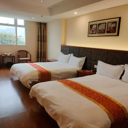 Weigang Hotel