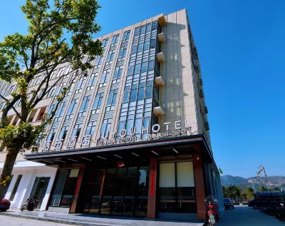 Orange Right Hotel