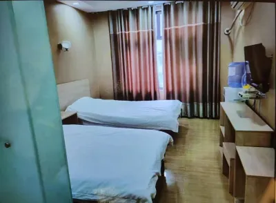 Shangqiu China Hotel Hotels in Shangqiu Wanda Plaza/Sun Moon Lake