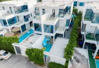 Palm Springs Pool Villa Pattaya by Immediate Holidays Hotels in 