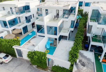 Palm Springs Pool Villa Pattaya by Immediate Holidays