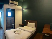 Room V Kluang parade by SECOM Hotels in Kluang