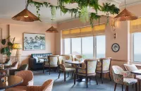 Bournemouth Highcliff Marriott Hotel - breakfast