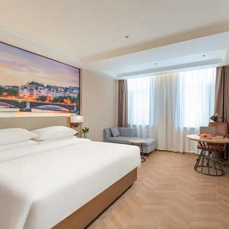 Vienna Hotel (Linyi Fortune Building)