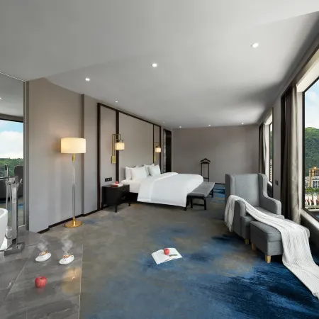 Fengqi Hotel (Fanjingshan Branch)