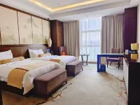World Trade Center Hotel Các khách sạn gần Shenmo Palace Cave