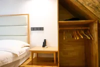 Nanzhuo Holiday Hotel