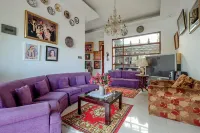 Buminanienie Guesthouse Bandung