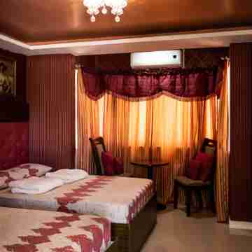 OYO1005 Patio Buendia Farm Resort Rooms