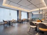 Me Young Me House Hotel (Pingjiang Changshou) Hotels in Pingjiang