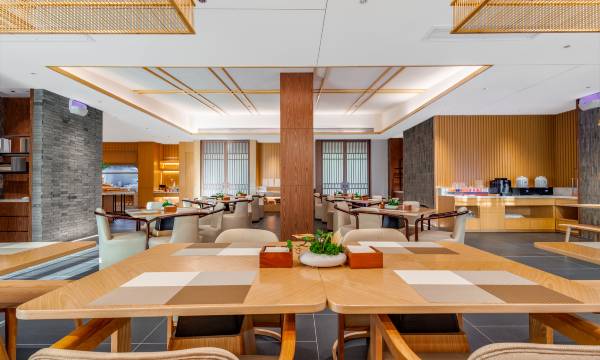 Jianguo · Hidden Hotel (Hangzhou Binjiang Baolong City Weiye Road Subway Station)