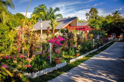 Timba Garden Semporna Free Town / Jetty Transport
