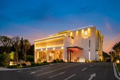 Net Hotel (Yujingling Branch) Các khách sạn gần Maoming Administration College Dianbai Branch
