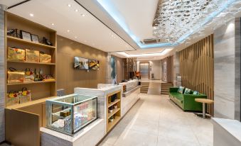 Lianyin · Qimeng | LOTUSHIDE · DREAM Lianhua · Boutique Hotel (Gongbei Port Zhuhai Station)