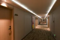 Xingfuli Hotel (Yongcheng Jinbo Hotel)