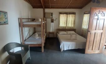 Tori's Backpackers Paradise