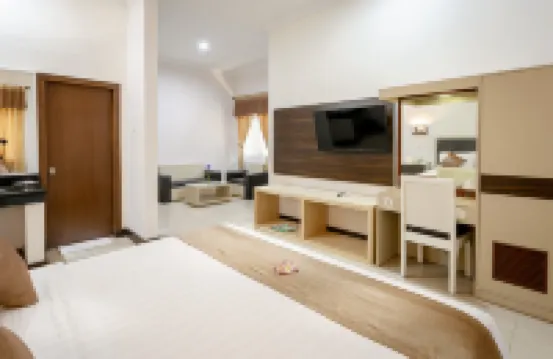 โรงแรมลอมบอกการ์เด้น