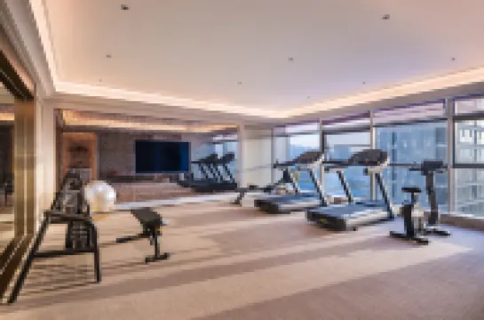 โรงแรม Mercure สถานีใต้ ลั่วกัง เซ็นทรัลพาร์ค เหอเฟย