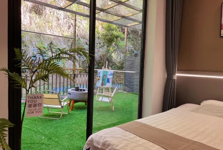 Tonglu Baiyun Mountain Homestay Отели рядом с достопримечательностью «Baiyunyuan»