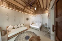 The Beach House Ocam Ocam Hotels in Busuanga