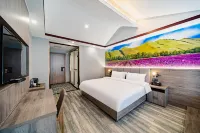 Kangding Xinduqiao Shengshi Tianhua Hotel Отели рядом с достопримечательностью «Метана»