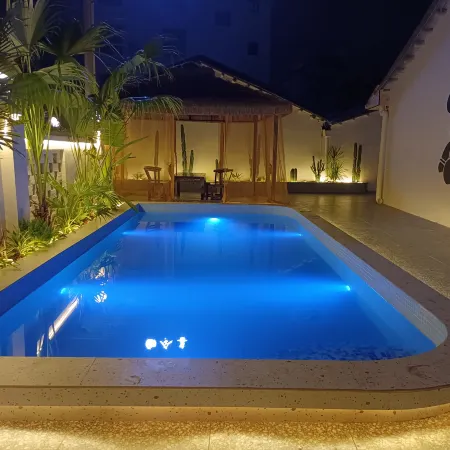 Yumu Homestay (Beihai Yintan Branch)