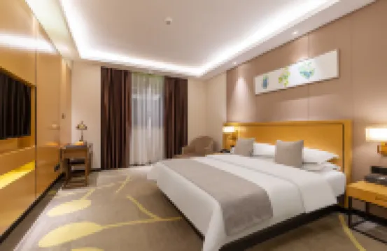 仏山康德思ホテル(康富広場)