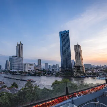 River View Residence ริเวอร์วิว เรสซิเดนซ์ โรงแรมใกล้พิพิธภัณฑ์หุ่นขี้ผึ้ง มาดามทุสโซ กรุงเทพฯ