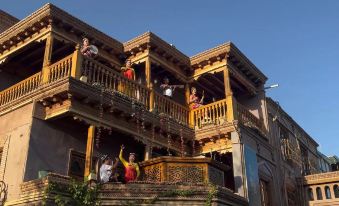 Lujiang Hotel (Kashgar Xiangfeiyuan Ancient City Branch)