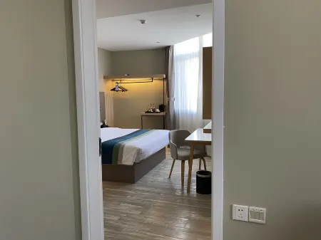 Homeinn Selected Hotel (Pei County Hancheng Road)